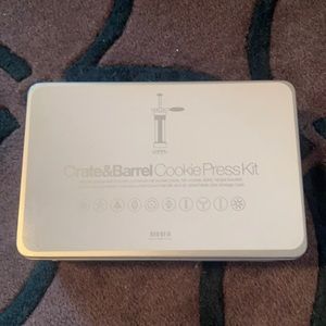 Crate&Barrel Cookie Press Kit